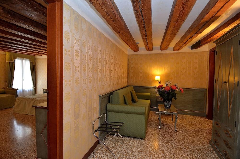 La Corte 3* Venice